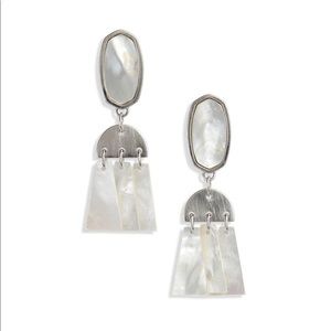 NWT KENDRA SCOTT NOAH STATEMENT EARRINGS